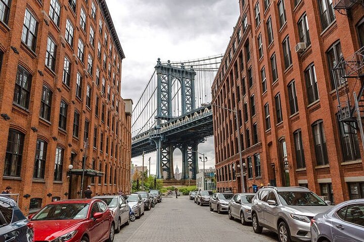 NYC New York Airport LGA Private Transfer to Manhattan | Brooklyn