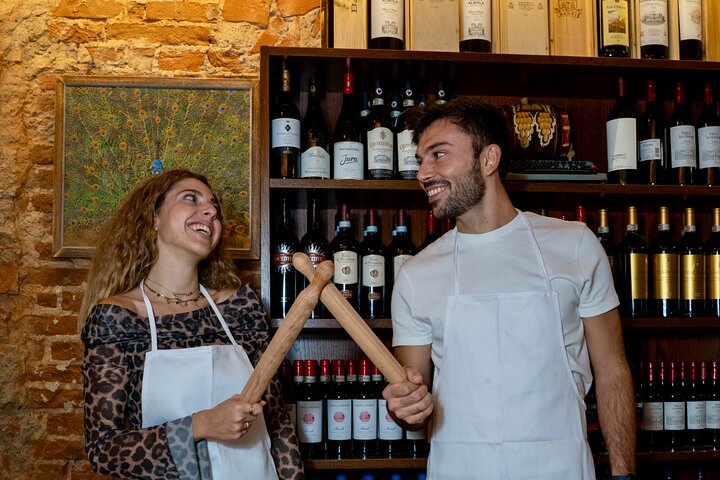 Florence Pasta & Tiramisu Cooking Class with Unlimited Wine
