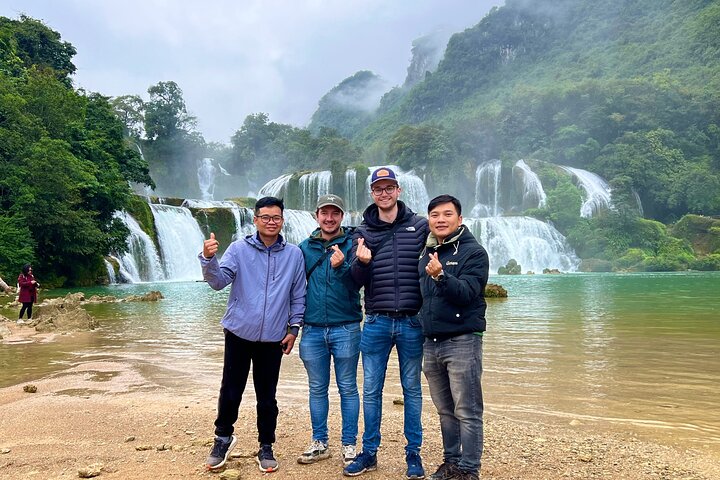 Cao Bang: Loop Tour 3 Days 2 nights with Local Guide
