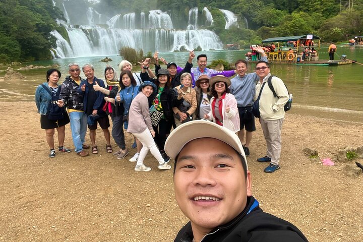 Cao Bang: Loop Tour 3 Days 2 nights with Local Guide