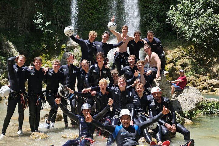 Canyoning experience in Barranco del Gorgo de la Escalera