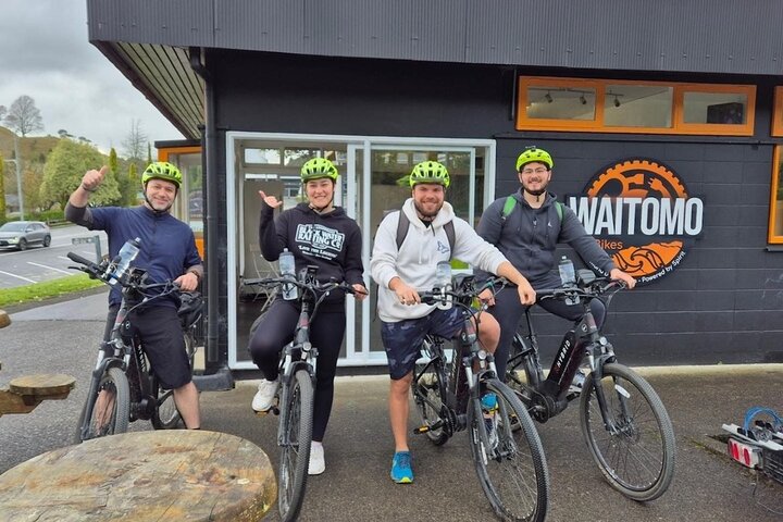 Caves to Kiwis E-Bike Rental