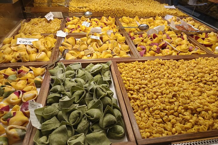 Bologna Small-Group Food Tour with Full Meal & Local Food Expert