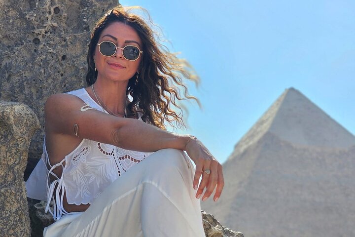 Half Day Tour Giza Pyramids& Great Sphinx with Private Tour Guide