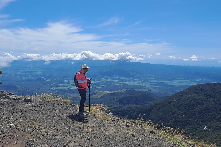 Santa Ana Volcano Hike & Lunch at Coatepeque Lake (Private Tour)