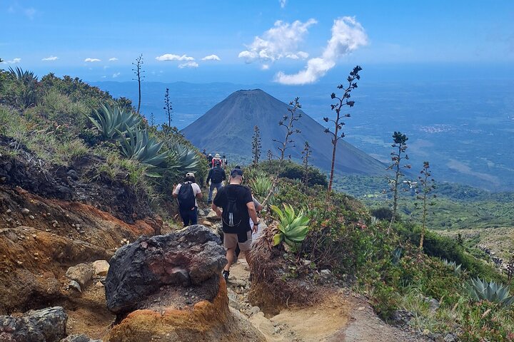 Santa Ana Volcano Hike & Lunch at Coatepeque Lake (Private Tour)