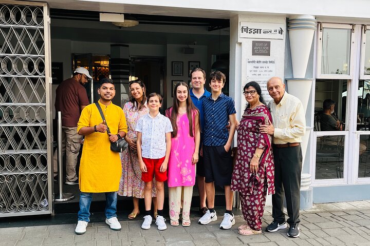 Private Mumbai City Tour with Guide and Transport
