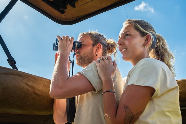 From Arusha: Safari 1 Day Trip to Arusha National Park