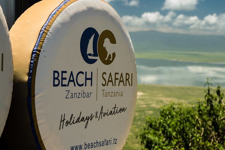 From Arusha: Safari 1 Day Trip to Arusha National Park