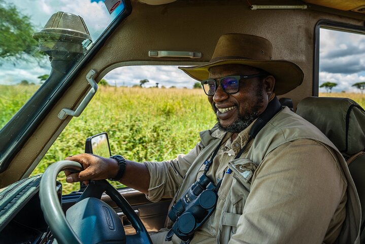 From Arusha: Safari 1 Day Trip to Arusha National Park