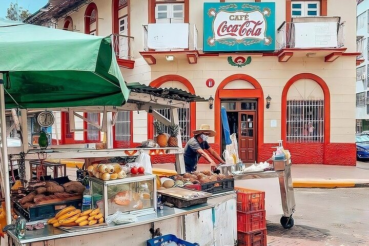 Legends of Casco Viejo Tour: Hidden Gems with Panama Vibes Tours