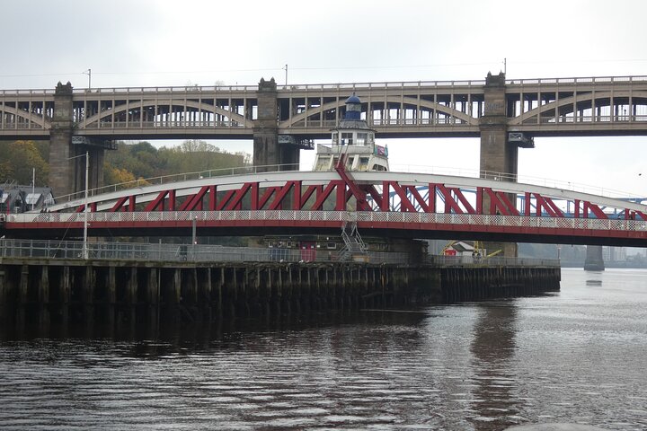 2 Hours Walking Tour in Newcastle Upon Tyne in Italian/English
