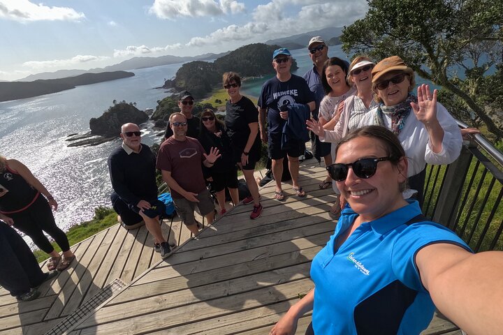 Hole in the Rock Cruise & Island Stopover (Half Day)