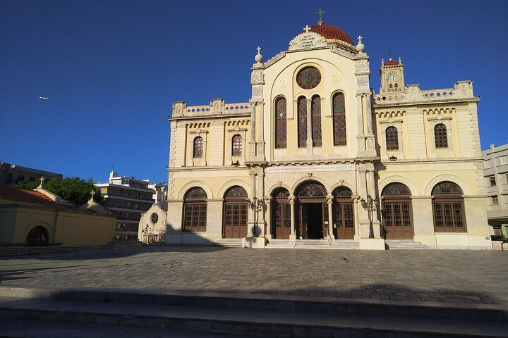 Heraklion - Walking City Tour with Food Tasting