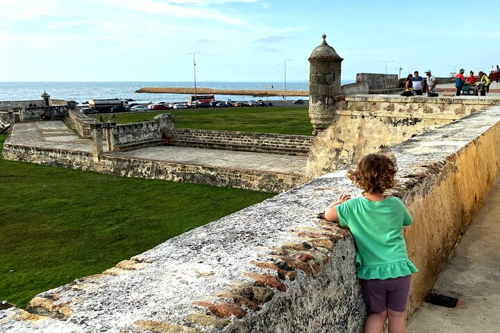 Walking tour of the magical city of Cartagena.