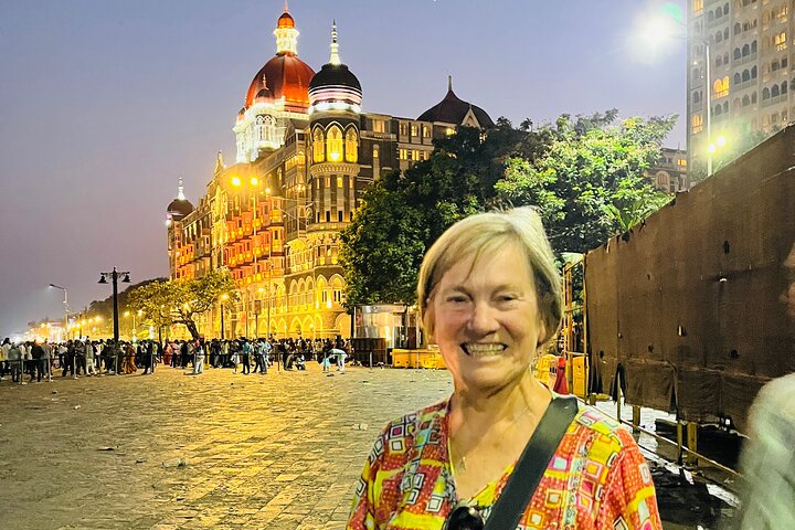Private Mumbai City Tour with Guide and Transport