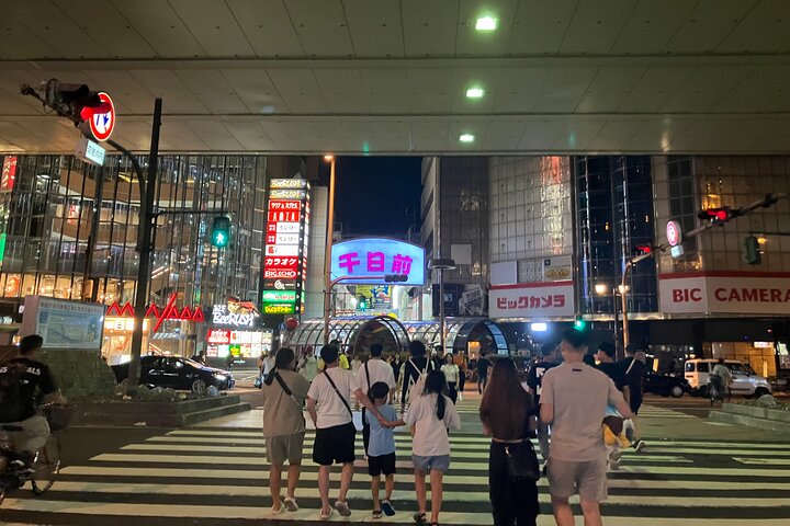 Osaka Local Izakaya Hopping: Food, Drinks & Nightlife