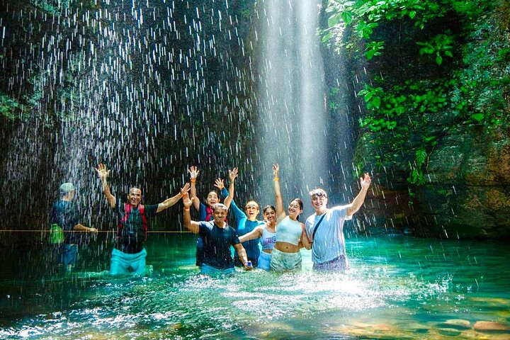 La Leona Waterfall Adventure Hike & Hidden Cave Experience