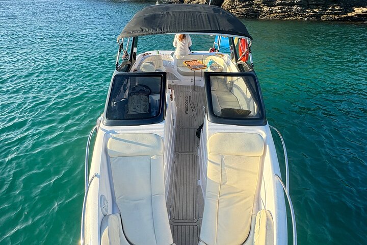 Private Boat Tour through the beautiful beaches and islands of Búzios
