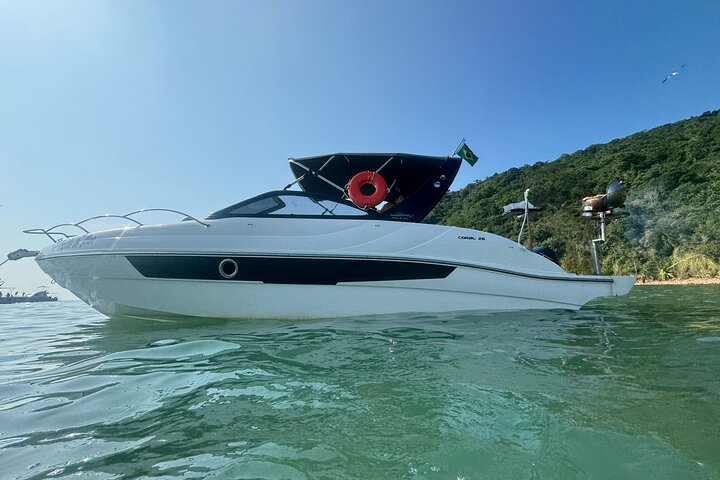 Private Boat Tour through the beautiful beaches and islands of Búzios