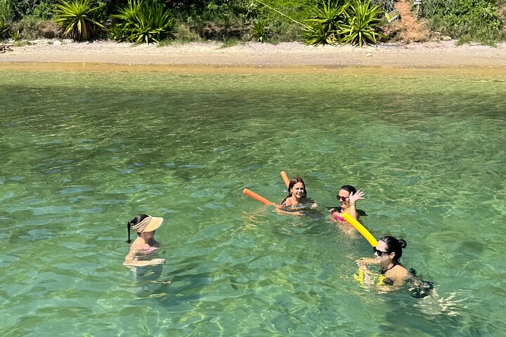 Private Boat Tour through the beautiful beaches and islands of Búzios
