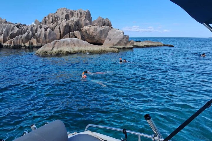 Half Day Snorkeling Sister,Coco and Felicite Islands from LaDigue