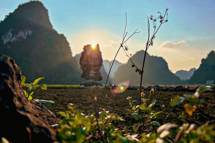 Cao Bang: Loop Tour 3 Days 2 nights with Local Guide