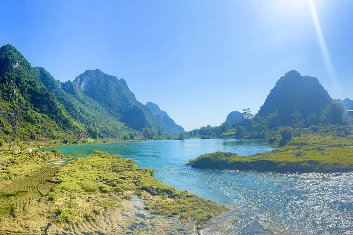 Cao Bang: Loop Tour 3 Days 2 nights with Local Guide