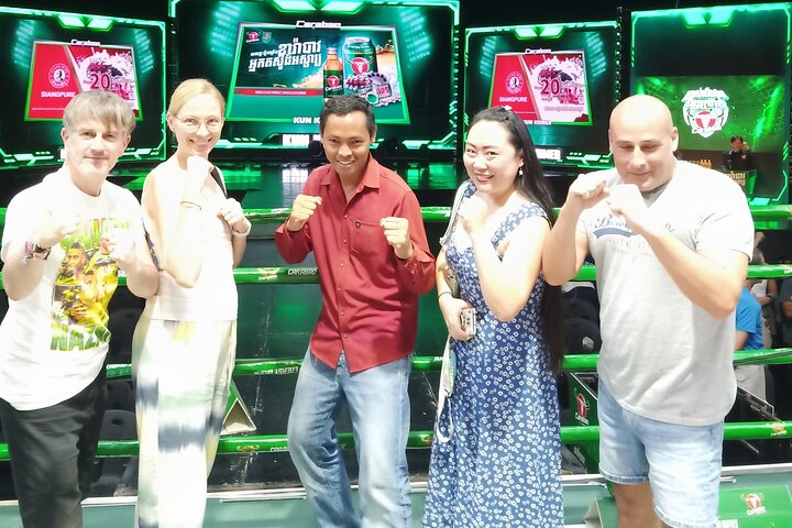 Watch Live Khmer Traditional boxing in Phnom Penh
