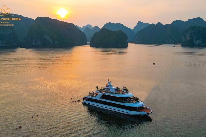 Cat Ba Island: Full-day Tour Lan Ha Bay with Luxury Cruise