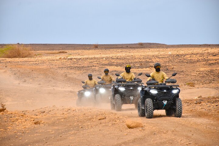Boa Vista Quad Tour: Shipwreck & Viana Desert (2-Hour)