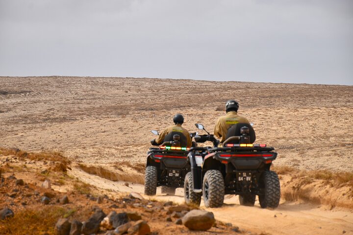 Boa Vista Quad Tour: Shipwreck & Viana Desert (2-Hour)