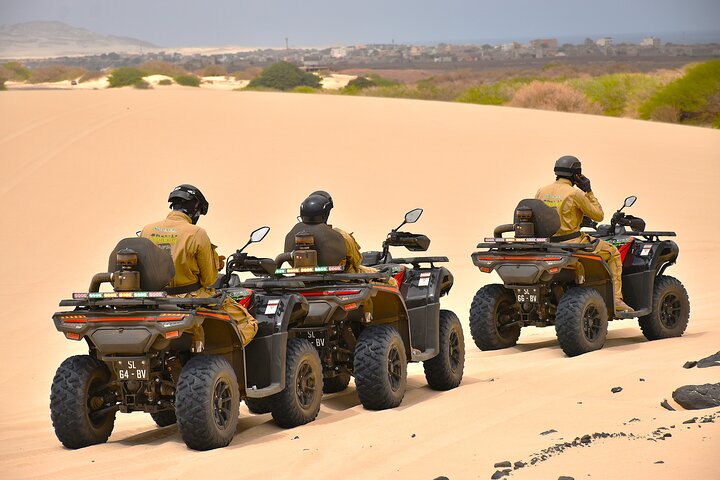 Boa Vista Quad Tour: Shipwreck & Viana Desert (2-Hour)