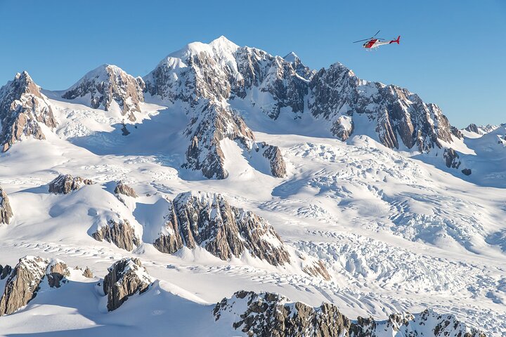 Mount Cook Scenic 35 Minute Helicopter Flight