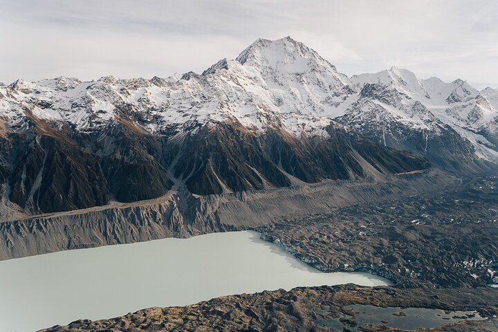 Mount Cook Scenic 35 Minute Helicopter Flight