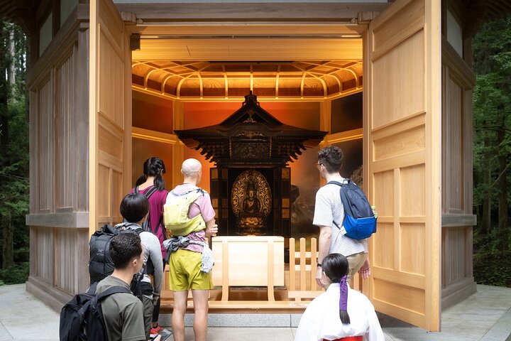 Hitachi Cultural Adventure to Sacred Trail and Gateway Day Tour