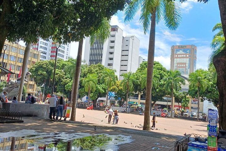 City Tour Pereira Main Squares, historic sites and viewpoint