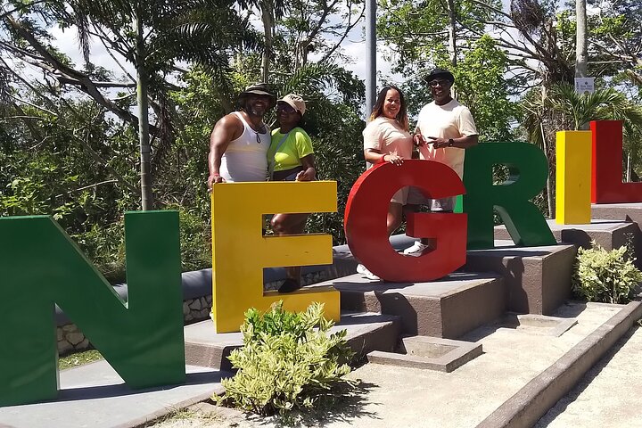 Private Montego Bay Jamaica Airport Transfer To Negril Hotels