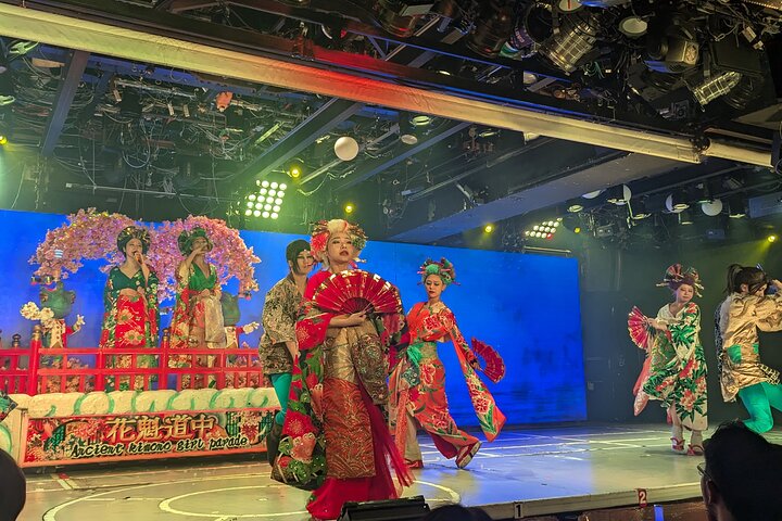 Samurai Show Ticket with 2 Drinks+Matcha set : SHINJUKU *Ages 18+