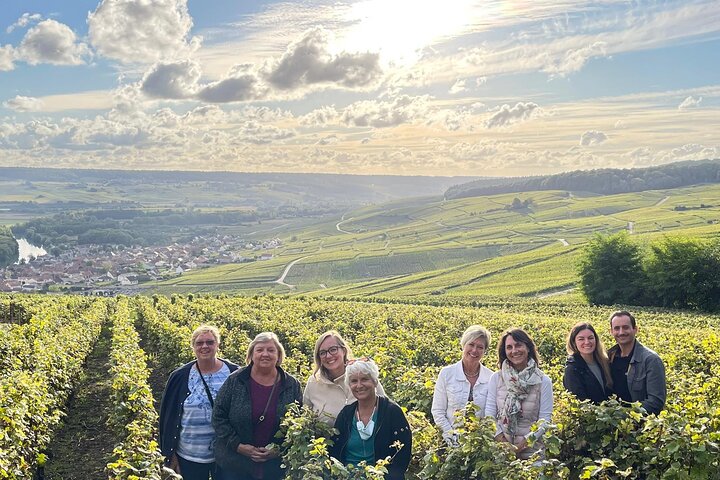 From Reims: Champagne Small-Group tour with tastings & Lunch