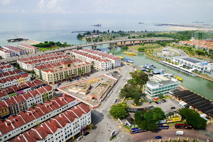 Kuala Lumpur Malacca River Cruise and Historical Tour with Lunch