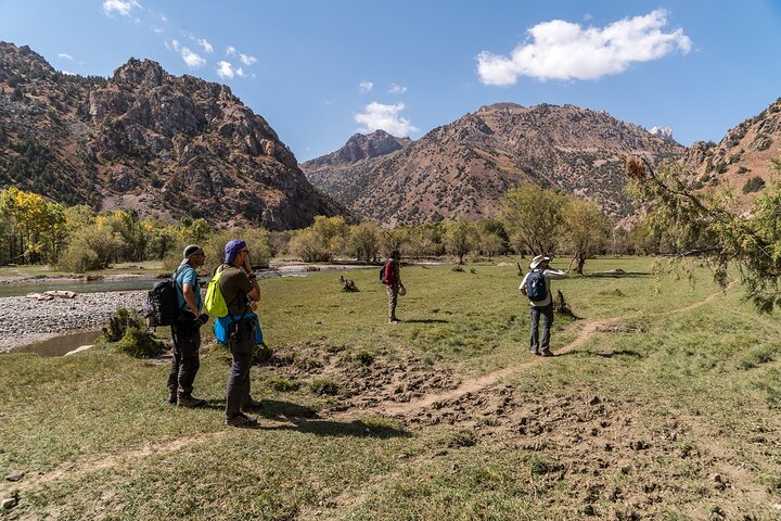 Iskandarkul Escape 2 Day Fann Mountains Adventure and Local Stay