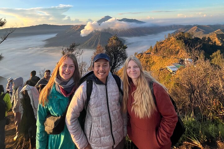 2-Day Tour: Mt Bromo Sunrise & Tumpak Sewu from Malang & Surabaya