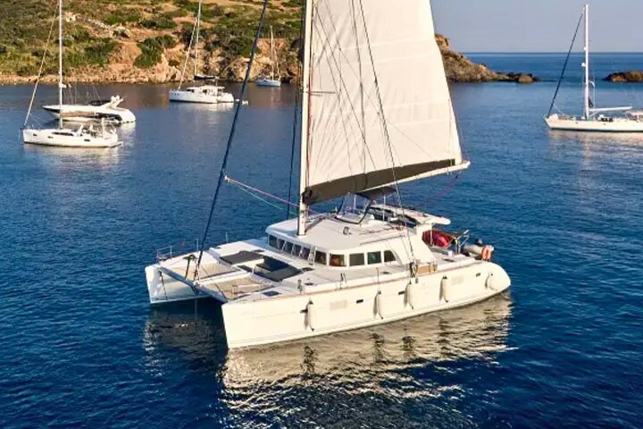 Kos: Small-Group Full-Day Catamaran Boat Trip, Meal, Drinks &Swim