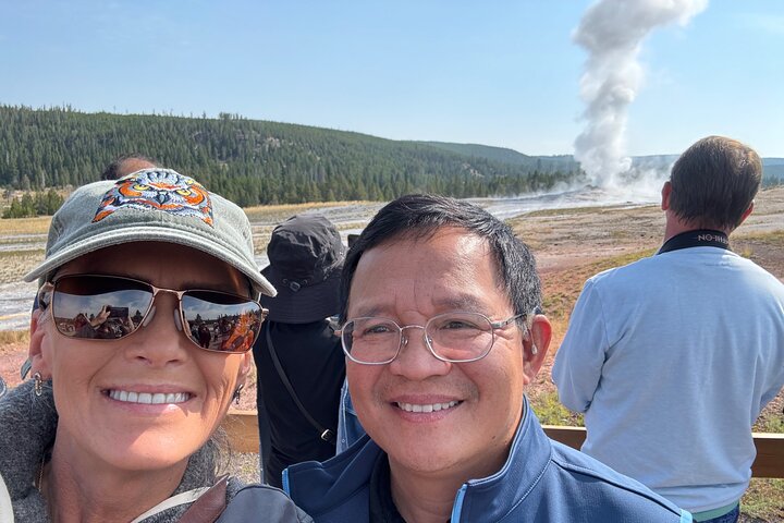 Yellowstone Hot Spots Lower Loop Tour From Cody Wy!