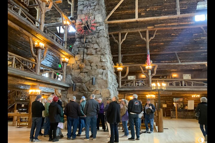 250th Celebration Yellowstone Open Air tour W/lunch and Souvenir