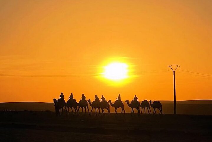 Marrakech: Agafay Desert Quad Biking & Camel RIDE & Dinner & Show