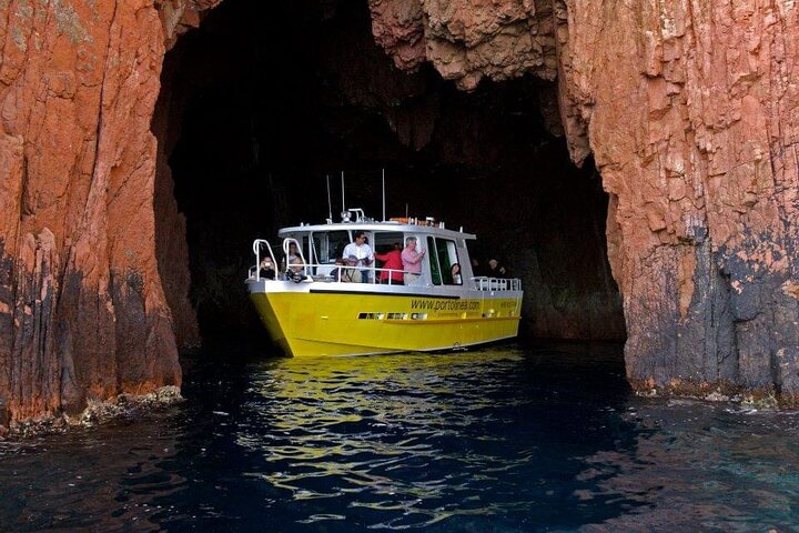 Check-out from Porto Scandola Girolata Capo-Rosso