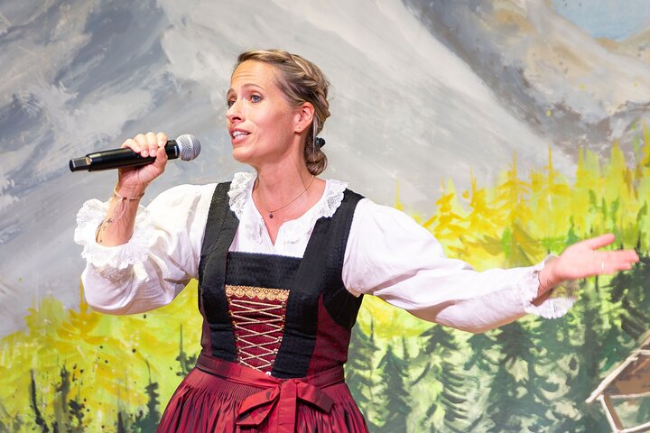 Tyrolean Folk Show Ticket in Innsbruck