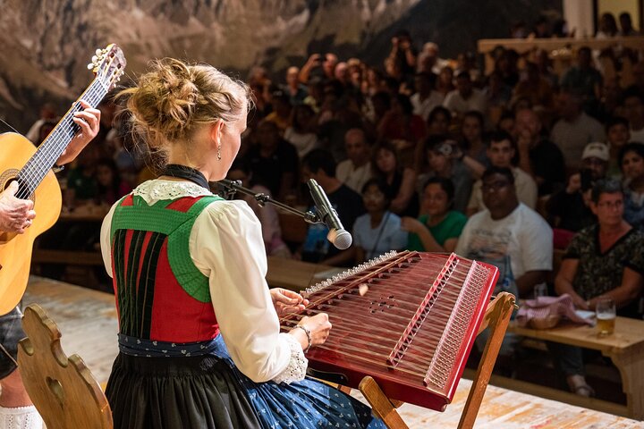 Tyrolean Folk Show Ticket in Innsbruck